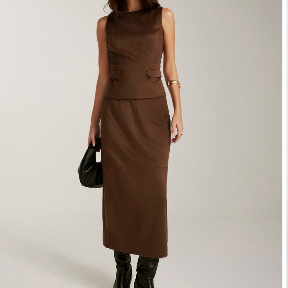 Elegant Brown Women's Skirt